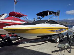 Rinker 226 - $32,900