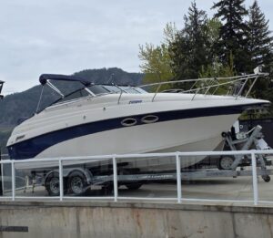 1999 Crownline 268 $29,900
